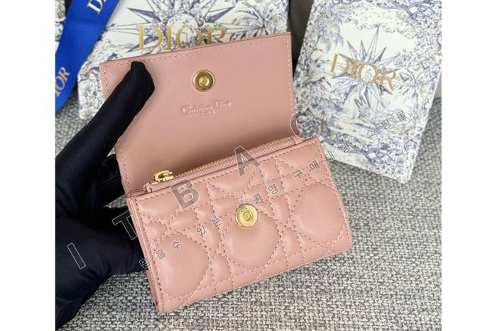��� My Glycine ����   A82369-8