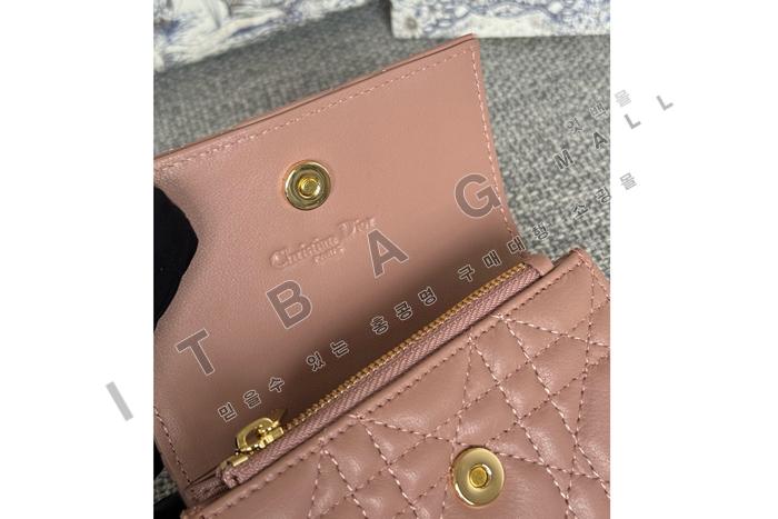 ��� My Glycine ����   A82369-8