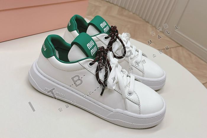 �̿�̿� ���� ����Ŀ��  YIBU1801