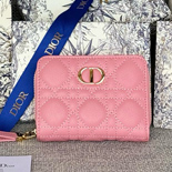 ���  Caro Scarlet ����  A82373-5