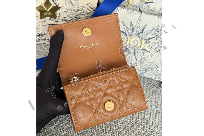 ��� Caro Glycine ����  A82374-3