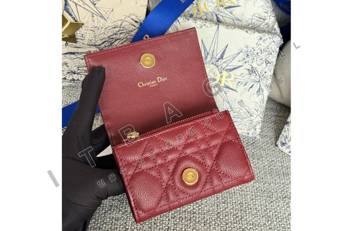 ��� Caro Glycine ����  A82374-6