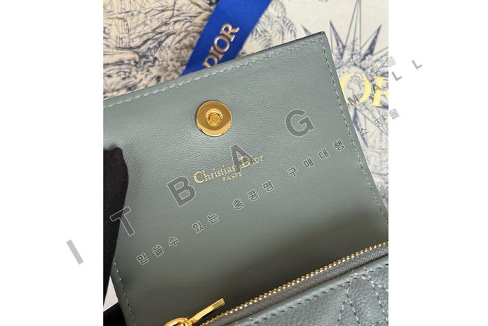 ��� Caro Glycine ����  A82374-9