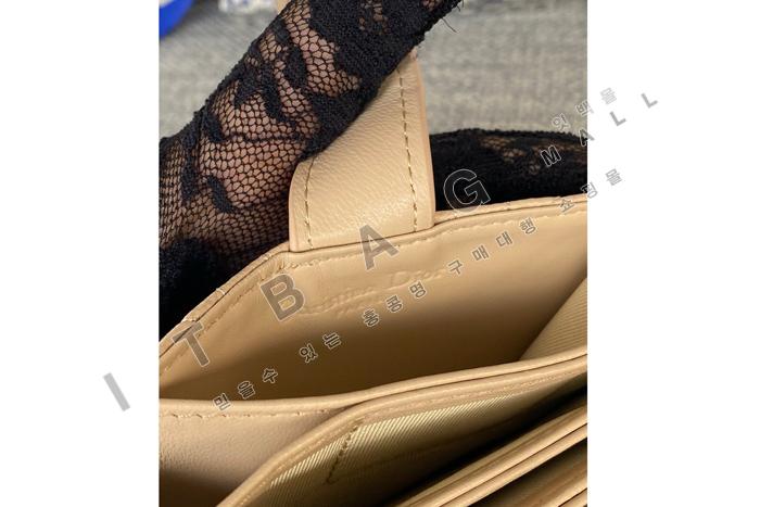 ��� Lady  Jasmine ī�� ����  A82375-1