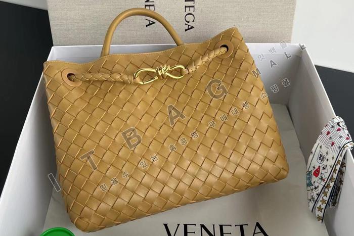 ���װ�  �ȵ�Ƹ� �̵�� ž �ڵ��  SF743572-4  24/�Ż�
