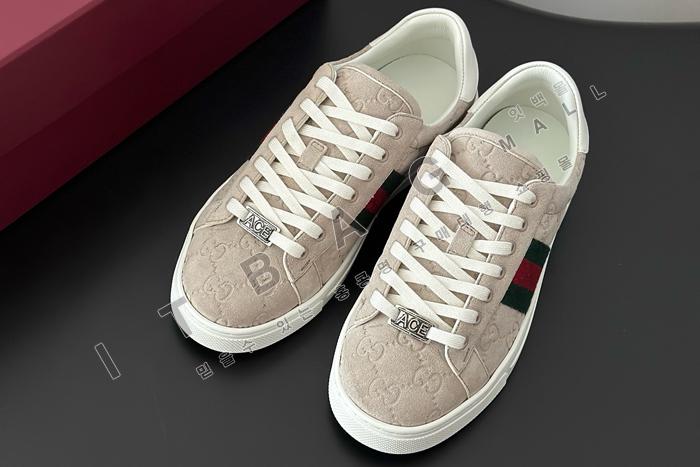 ���� ���̽� ���� ����Ŀ��  YIBU1812-3     24/�Ż�