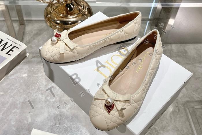 ���  amour  �߷� �÷� YIBU1815-2    24/�Ż�