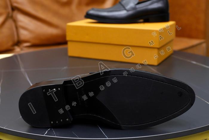 ���̺���  ���� ���� YF90017