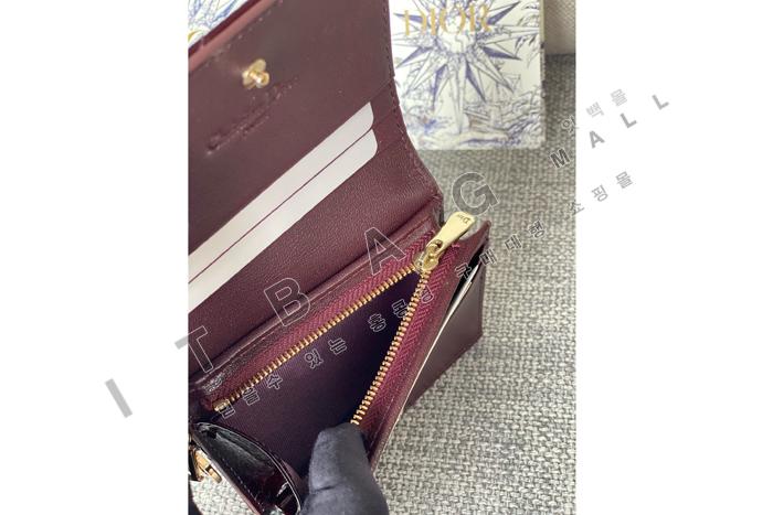 ��� Lady  Gardenia �̴� ����  A82378-1