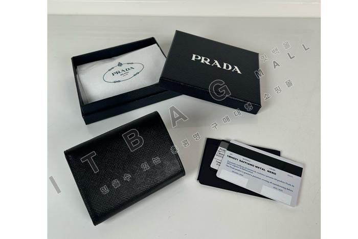 ����� ���ڷ� 3�� �̴�����  2MH021
