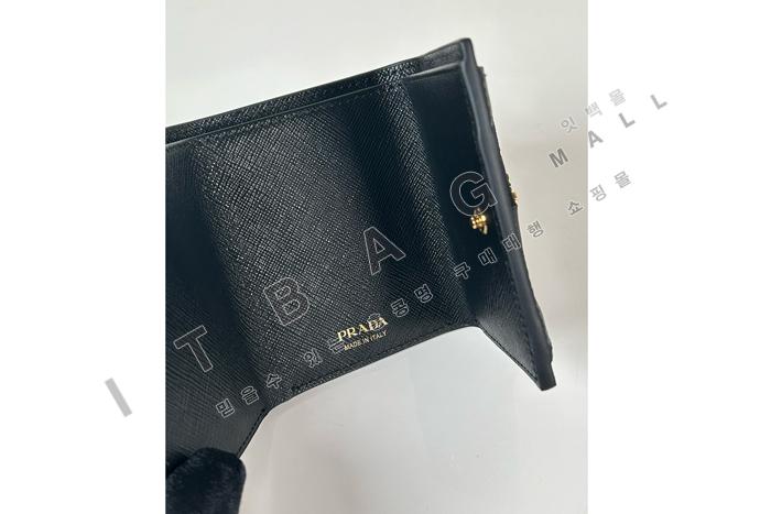 ����� ���ڷ� 3�� �̴�����  2MH021