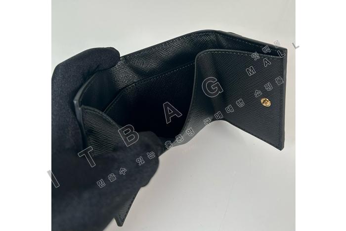 ����� ���ڷ� 3�� �̴�����  2MH021