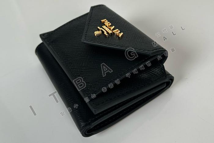 ����� ���ڷ� 3�� �̴�����  2MH021-2