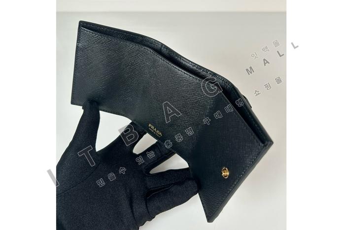 ����� ���ڷ� 3�� �̴�����  2MH021-2