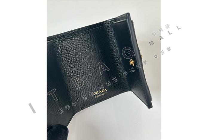 ����� ���ڷ� 3�� �̴�����  2MH021-2