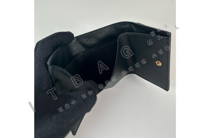 ����� ���ڷ� 3�� �̴�����  2MH021-2