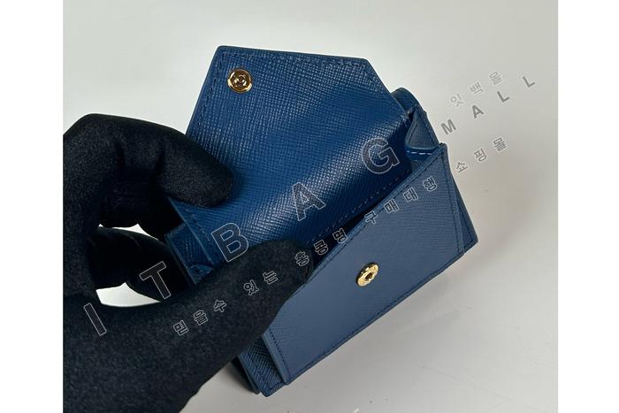 ����� ���ڷ� 3�� �̴�����  2MH021-3