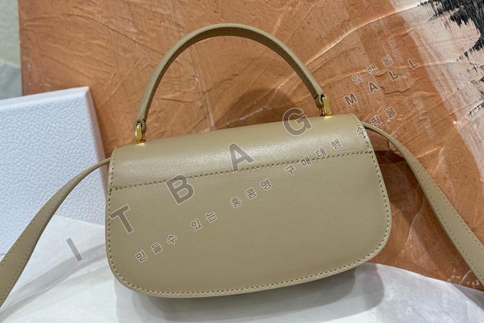 ��� 30 Montaigne Avenue ���� ž �ڵ��  DR9118