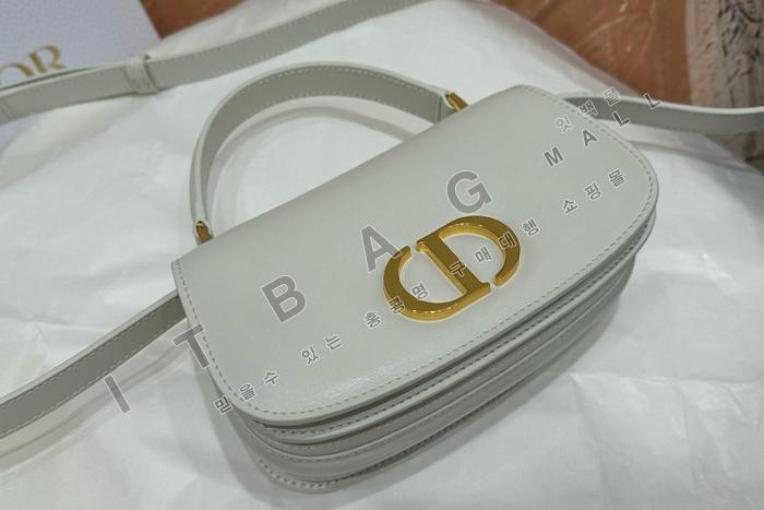 ��� 30 Montaigne Avenue ���� ž �ڵ��  DR9118-2