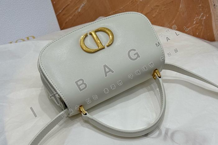 ��� 30 Montaigne Avenue ���� ž �ڵ��  DR9118-2