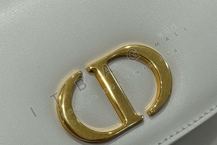 ��� 30 Montaigne Avenue ���� ž �ڵ��  DR9118-2