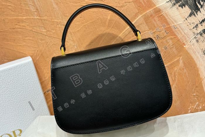 ��� 30 Montaigne Avenue �̵�� ž �ڵ��   DR9119-1