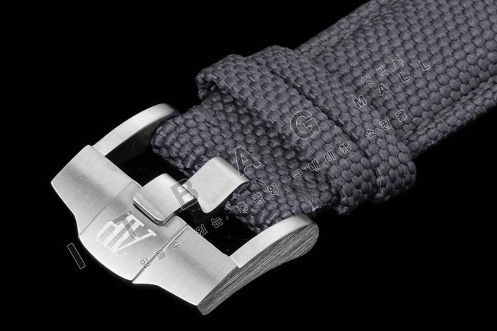 �������ǰ� �ڵ� 11.59 �����ƽ ���ɴ��� �����Ʈ HT60142-1