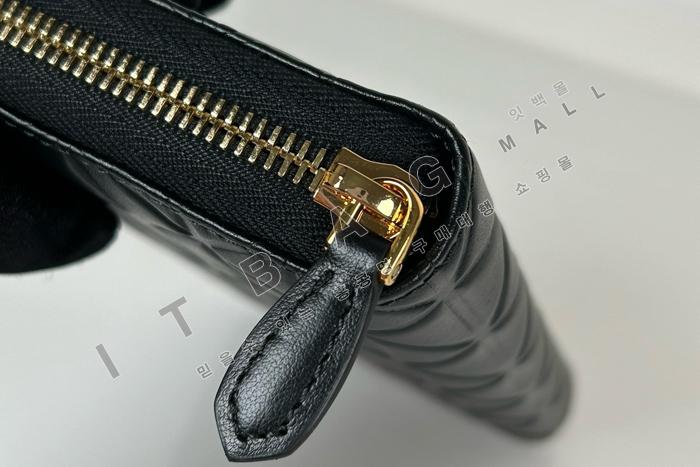 ����� �����  ����  ������   1ML506-19