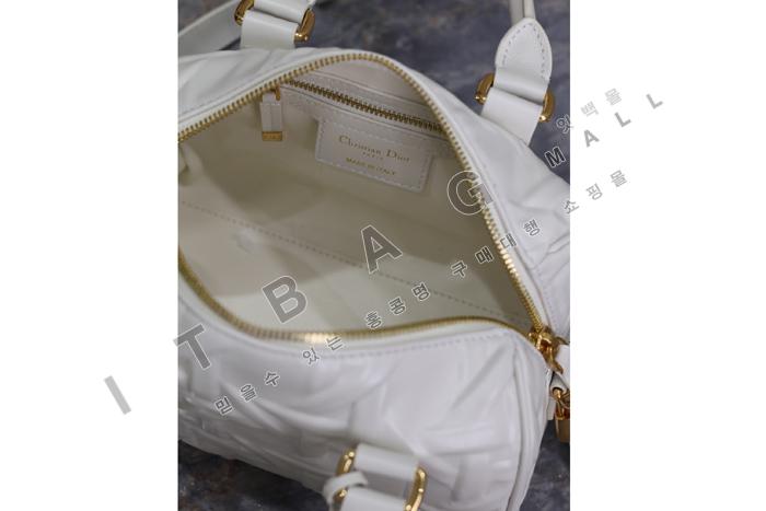 ��� �׷�� 20��  DR9134