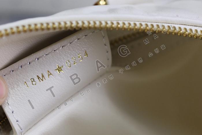��� �׷�� 20��  DR9134