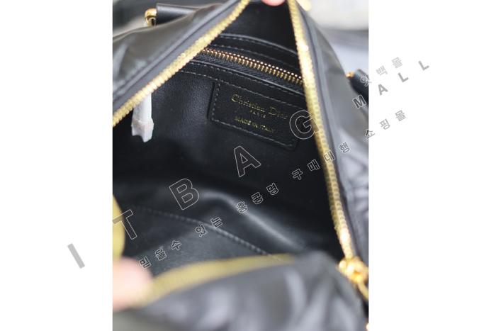 ��� �׷�� 20��  DR9134-1