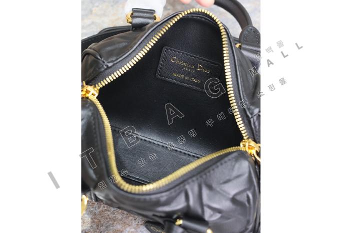 ��� �׷�� 16 �̴Ϲ�  DR9135-1