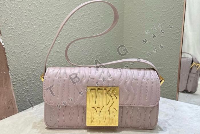 ��� Miss �÷���  DR9142-1     24/�Ż�