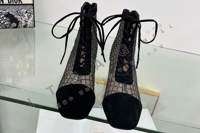 ��� Naughtily-D �� ��Ŭ ����   YIBU1831   24/�Ż�