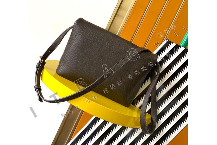 �Ի��ζ� CASSANDRE �������� �޽��� �� 801490