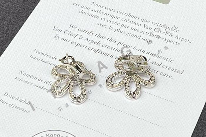�� Ŭ���� ���� �ö�����̽� �̾  SY4872