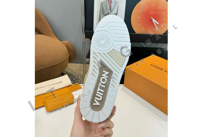 ���̺��� Ʈ���̳� ����Ŀ��  SH4931-1 ��  ��������