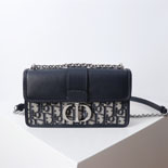��� 30 Montaigne East-West ü�ι� DR9149   24/�Ż�