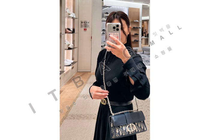 ��� 30 Montaigne East-West ü�ι� DR9149   24/�Ż�