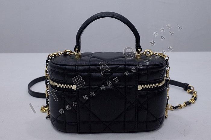 ��� 30 Montaigne �̴� ����Ƽ ���̽�  DR9155-1   24/�Ż�