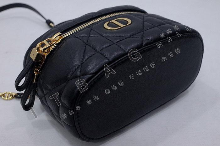 ��� 30 Montaigne �̴� ����Ƽ ���̽�  DR9155-1   24/�Ż�