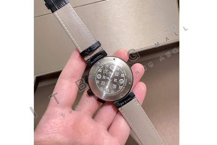 ���̺��� ���� �ƹ� ����   HT60153