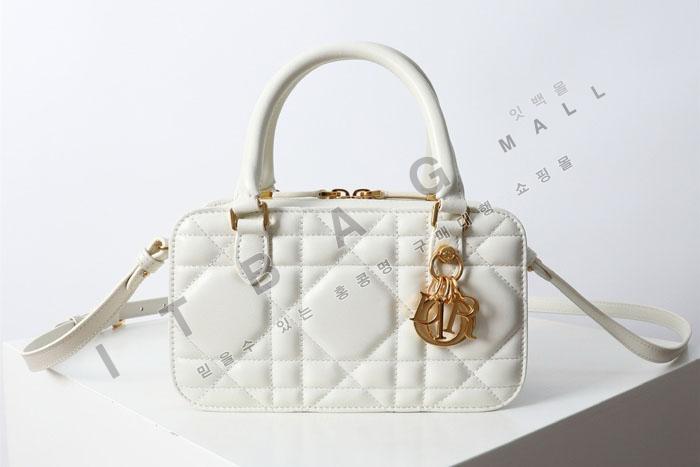 ��� 30 Montaigne �̴� ���͹�  DR9156-2   24/�Ż�