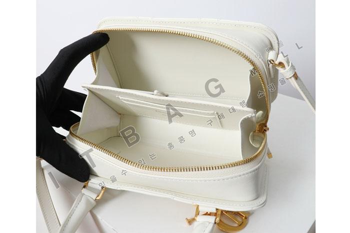 ��� 30 Montaigne �̴� ���͹�  DR9156-2   24/�Ż�