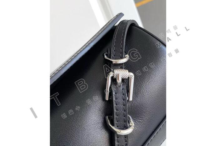 ����� voyou roller ���׹�  GY1144