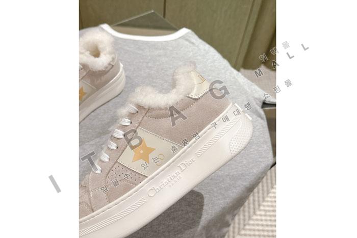 ��� Star  �� ���� ����Ŀ��  YIBU1851    ��������