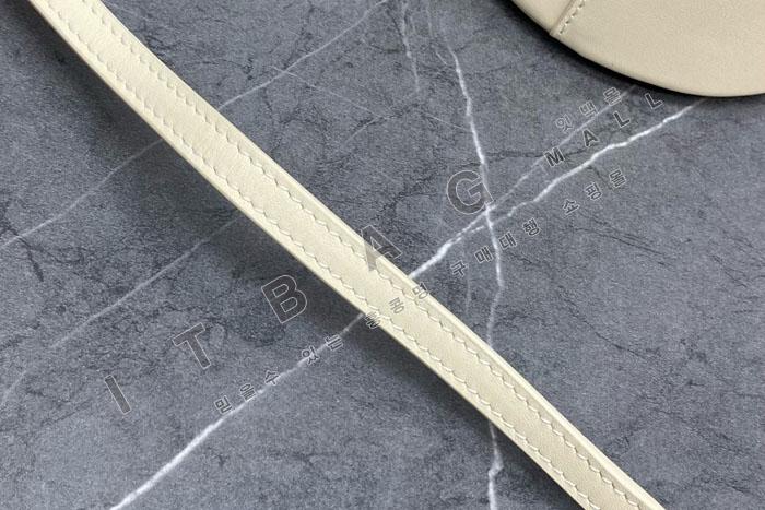 �η��ǾƳ� ����Ʈ�� �̵�� ���̽�   LP4808-3