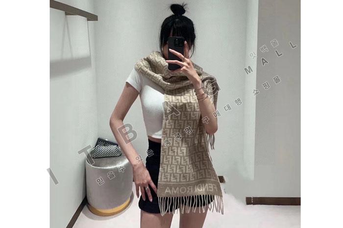 �ҵ� ��ī�� �ɽù̾�  ��    YUE2052