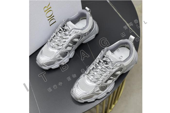 ���  ���� ����Ŀ�� MYB9516