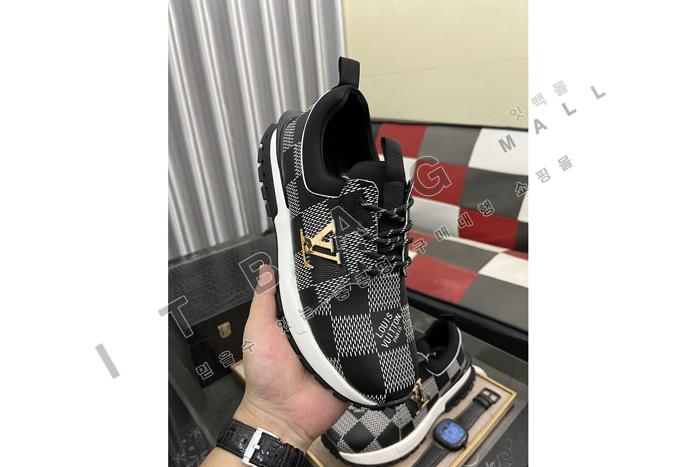 ���̺���  ���� ����Ŀ�� WY9521-1